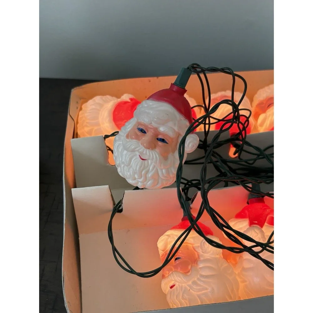 Santa's World 10 Blow Mold Vintage Novelty Tree Lights Tested Works In Box